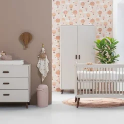 Europe Baby Olivia II Ledikant 60 x 120 cm - Oatmeal / Walnoot - Retro