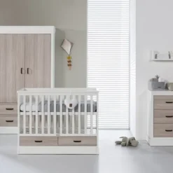 Kidsmill Newport Babykamer Wit / Eiken | Bed 60 x 120 cm + Commode