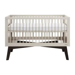 Kidsmill Sixties Babykamer Oatmeal / Walnoot | Bed 60 x 120 cm + Commode