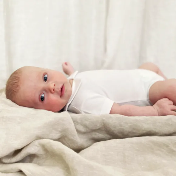 Klein Baby Romper Met Kraag - Korte Mouw - Mt. 50 - Off White
