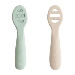 Mushie Baby Lepels 2-Pack - Cambridge Blue/Shifting Sand
